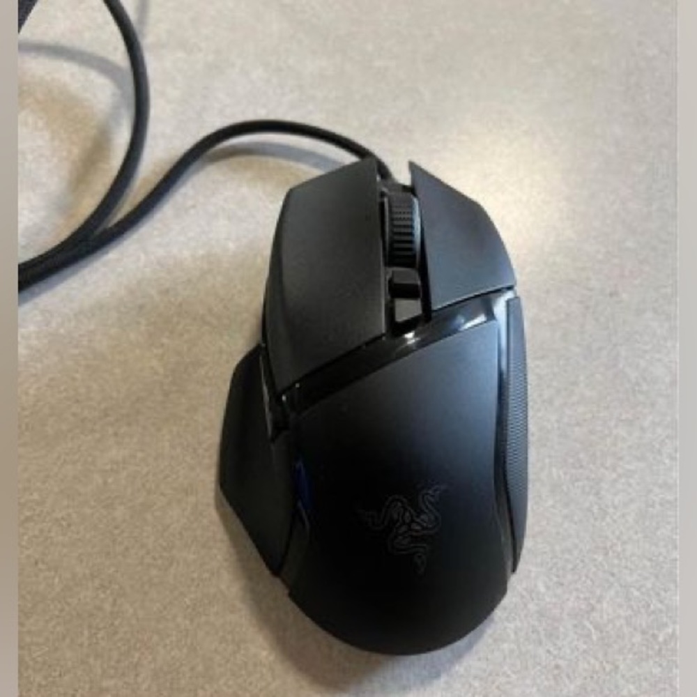 Razor Basilisk V3 gaming mouse